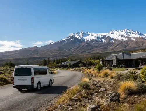Private taxi transfer between Taupō and National Park Village